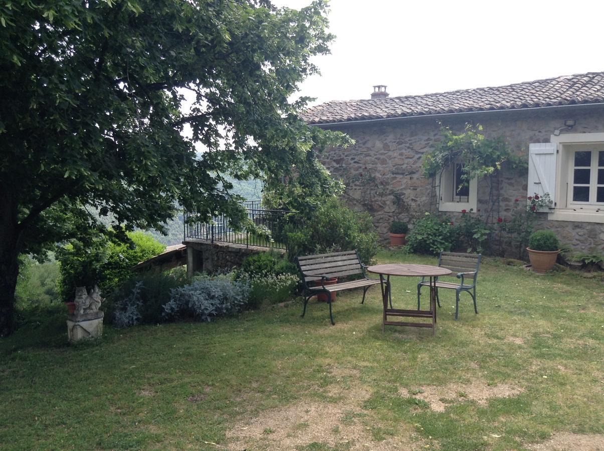 Le Vitrier Saint-Jean-de-Muzols Exterior foto